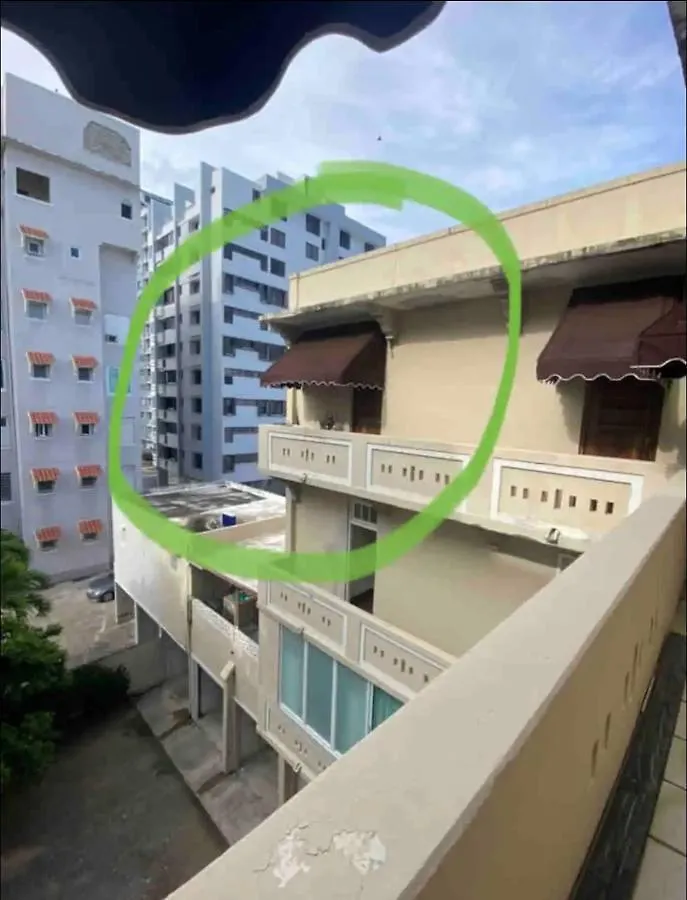 Fresh Tropical Colonial Style Walk-Up- Rooftop Terrace- Beach View 圣胡安