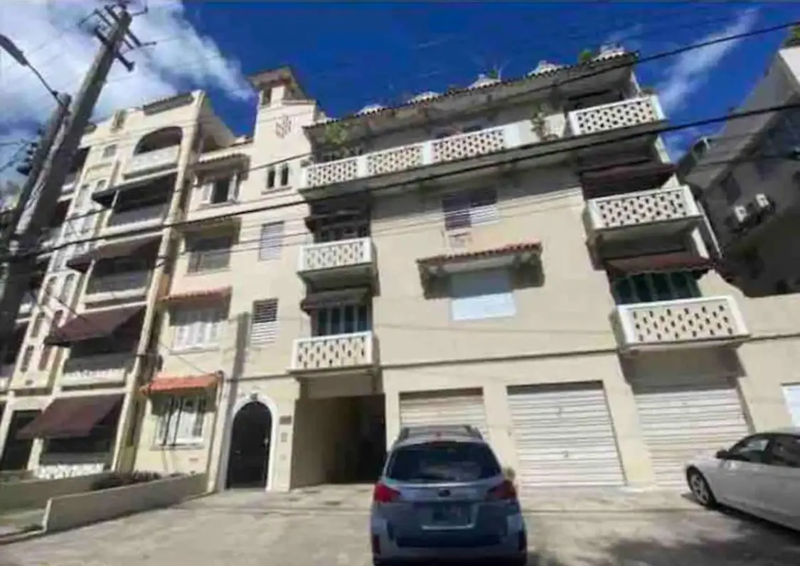 公寓 Fresh Tropical Colonial Style Walk-Up- Rooftop Terrace- Beach View 圣胡安