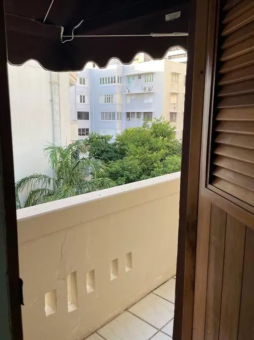 公寓 Fresh Tropical Colonial Style Walk-Up- Rooftop Terrace- Beach View 圣胡安 波多黎各